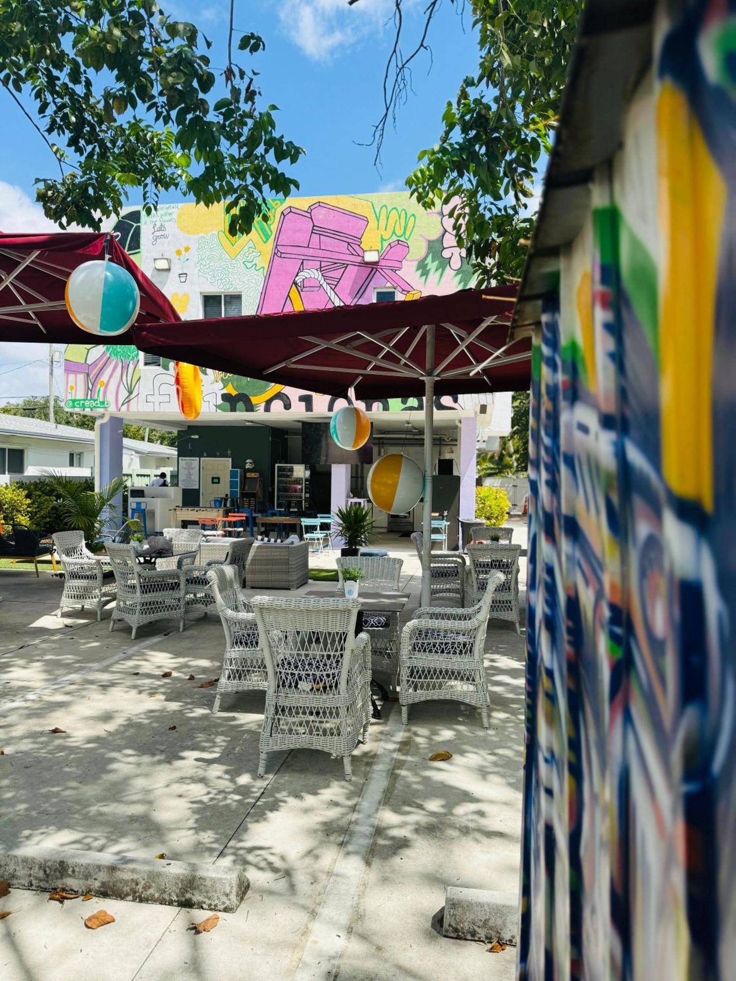 Atrium Hostel Design District Miami Luaran gambar