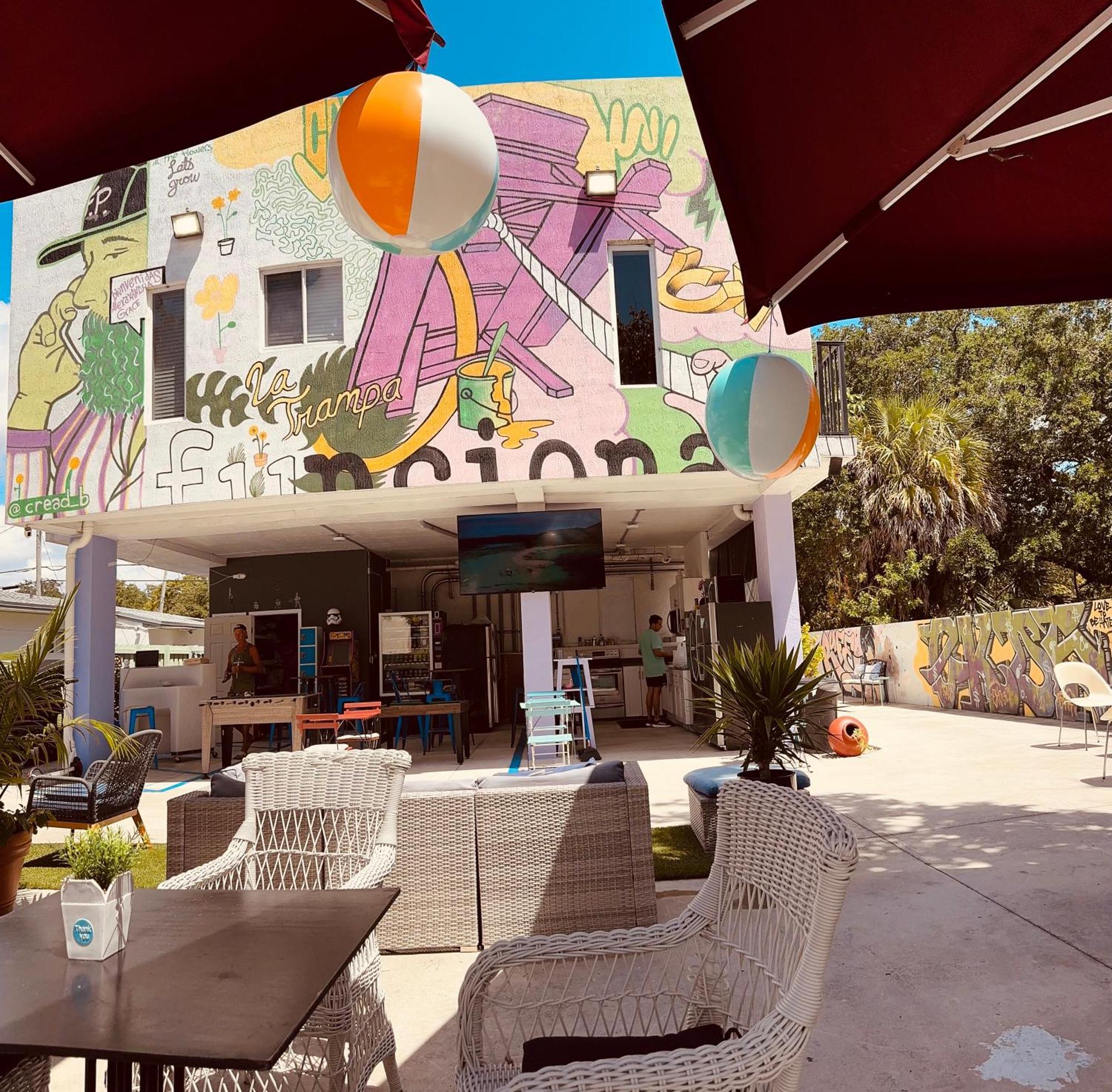 Atrium Hostel Design District Miami Luaran gambar